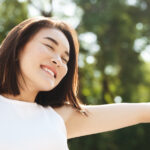 英語で【気軽に】って?「feel free」以外の4つの表現!