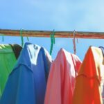 英語イデオム【hang out to dry】の意味とは?「干して乾かす」じゃないよ。